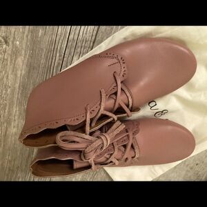 Adelisa and co primavera boots